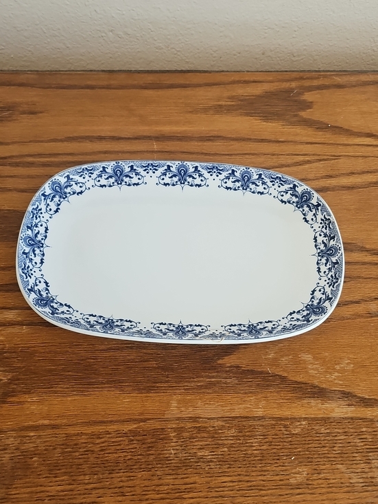 Gold Other - Gold Blue And White Serving Platter Tote 9